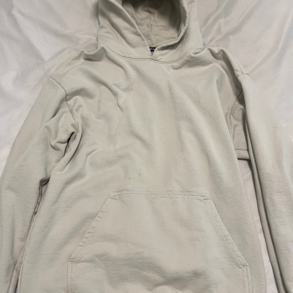 Talentless Hoodie - Picture 1 of 7